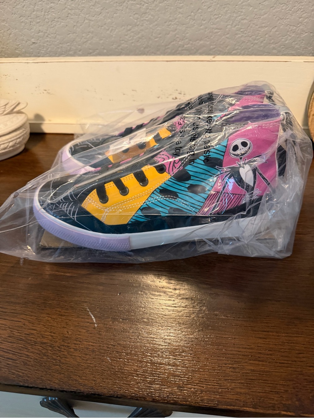 🎊Disney Nightmare Before Xmas Jack Sally Women's High Top Sneakers Size 9 New - Picture 3 of 12